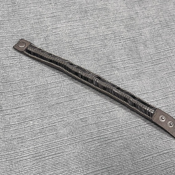 :: Stella & Dot SILVER Carter Bracelet - Picture 4 of 4